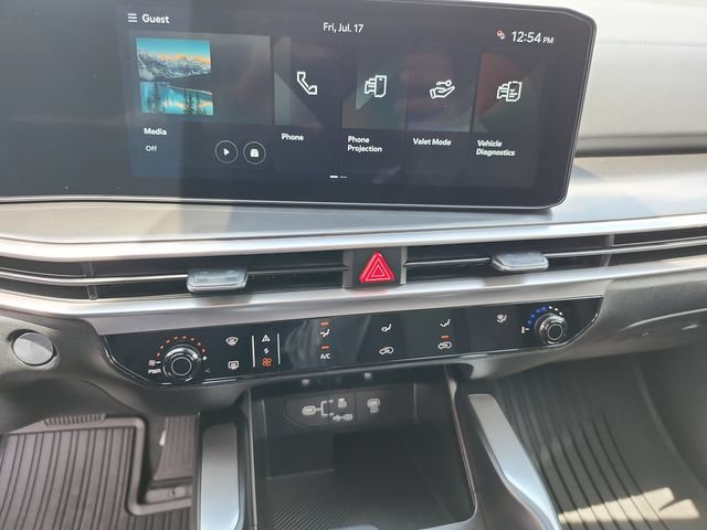 New 2026 Kia Sorento LX FWD image 21