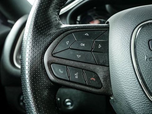 Used 2021 Dodge Challenger SXT w/ Blacktop Package image 17