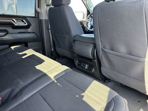 Used 2024 Chevrolet Silverado 1500 LT AWD/4WD image 14
