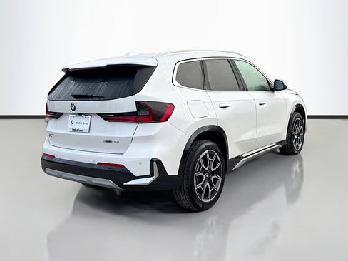 New 2026 BMW X1 xDrive28i w/ Convenience Package image 3