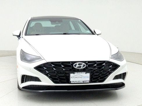 Used 2023 Hyundai Sonata Limited w/ Preferred Accessory Package image 2