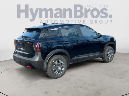 New 2026 Nissan Kicks S image 3