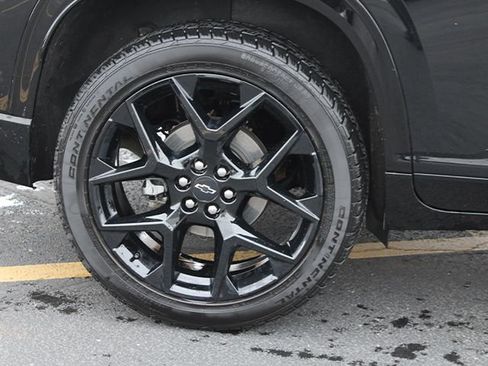 Used 2024 Chevrolet Traverse RS FWD image 8