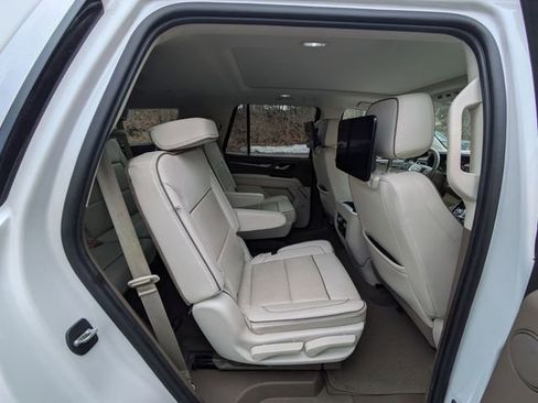 Used 2021 GMC Yukon Denali w/ Denali Ultimate Package image 38