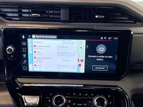 Used 2025 GMC Sierra 1500 AT4 image 13