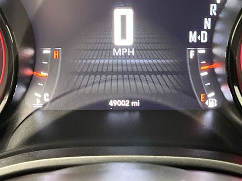 Used 2019 Dodge Challenger SXT w/ Driver Convenience Group RWD image 15