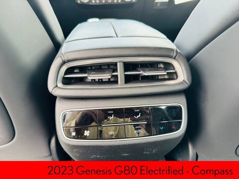 Used 2023 Genesis G80 image 15