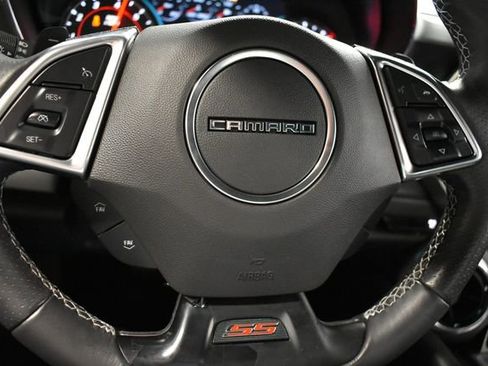 Certified 2018 Chevrolet Camaro SS RWD image 18