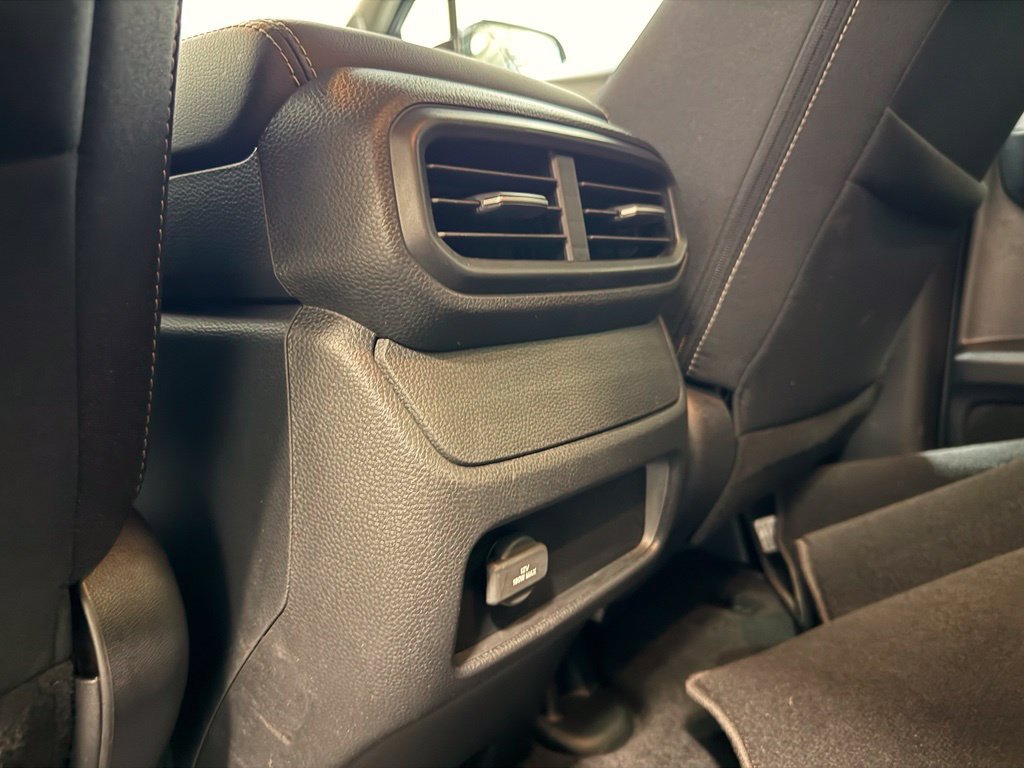 Used 2025 Honda Ridgeline Sport image 18