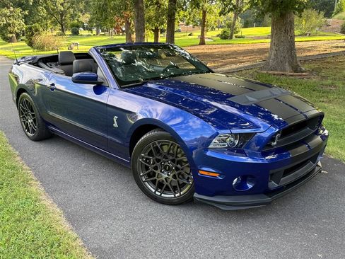 Used 2014 Ford Mustang Shelby GT500 w/ Equipment Group 821A RWD image 29