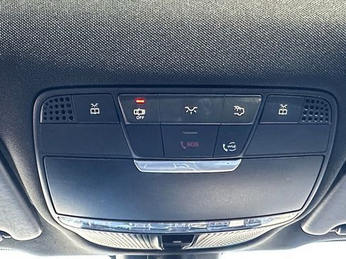 Used 2020 Mercedes-Benz GLC 300 4MATIC image 17