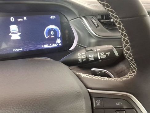 Used 2024 Jeep Grand Cherokee L Limited image 27