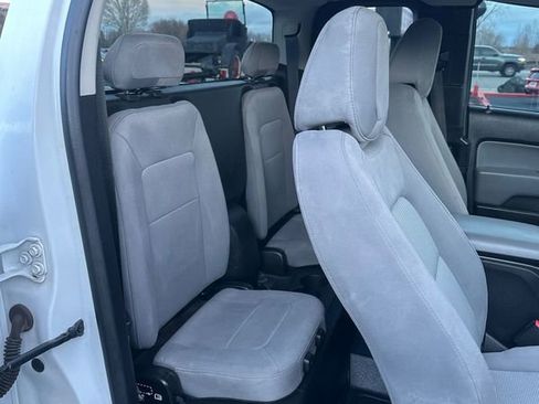 Used 2017 Chevrolet Colorado W/T w/ WT Convenience Package image 6