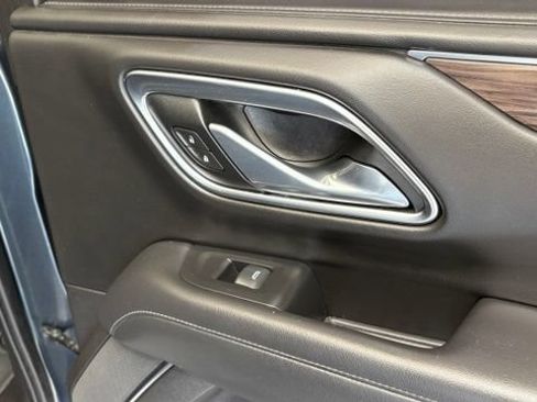 Used 2021 Chevrolet Tahoe Z71 w/ Max Trailering Package AWD/4WD image 34