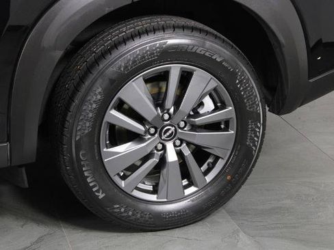 Certified 2025 Nissan Pathfinder SV AWD/4WD image 15