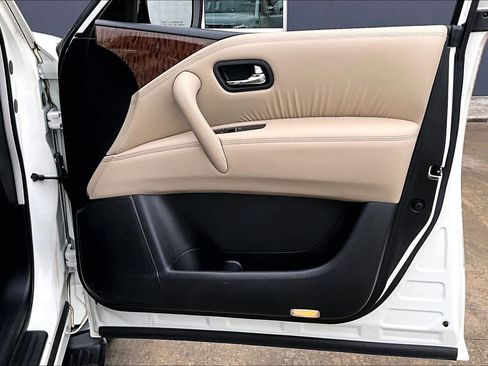 Used 2019 Nissan Armada SL w/ Premium Package image 21