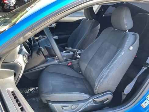 Used 2020 Ford Mustang GT w/ Equipment Group 301A image 19