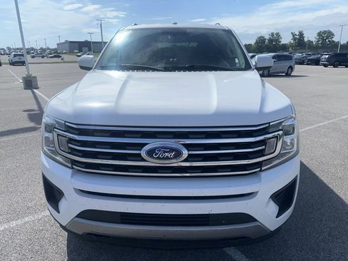Used 2018 Ford Expedition XLT AWD/4WD image 3