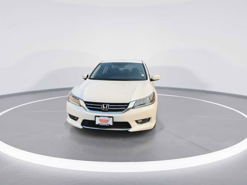 Used 2014 Honda Accord Sport image 3