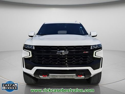Used 2024 Chevrolet Suburban Z71 w/ Luxury Package AWD/4WD image 4
