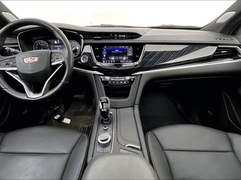 Used 2024 Cadillac XT6 Premium Luxury w/ LPO, Floor Liner Package image 21