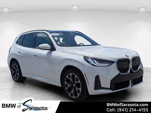 Used 2025 BMW X3 xDrive30i AWD/4WD image 1