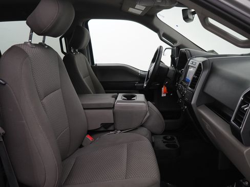 Used 2019 Ford F150 XLT w/ Equipment Group 302A Luxury AWD/4WD image 11