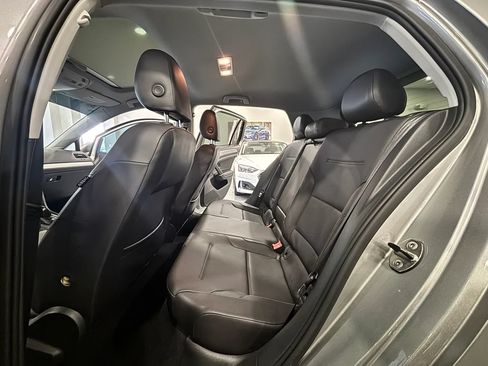 Used 2015 Volkswagen Golf S FWD image 14