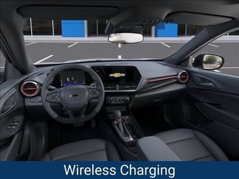 New 2026 Chevrolet Trax RS w/ Sunroof Package FWD image 17