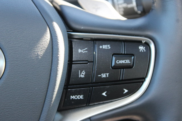 Certified 2025 Lexus ES 300h w/ Premium Package FWD image 17