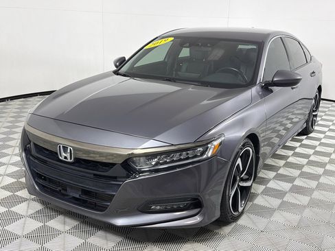 Used 2019 Honda Accord Sport image 10
