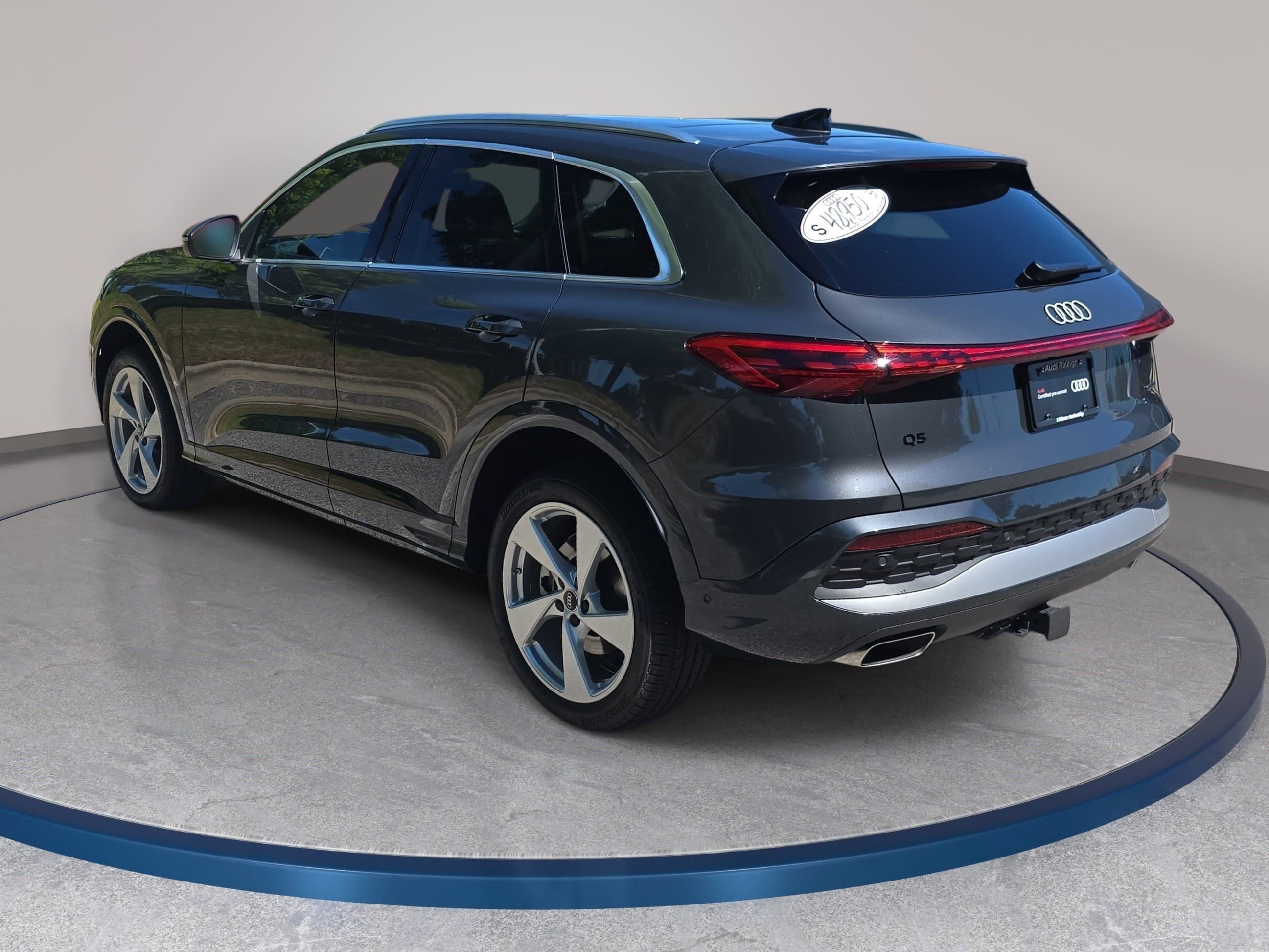 Certified 2025 Audi Q5 Premium Plus w/ Premium Plus AWD/4WD image 8