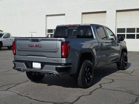 Used 2024 GMC Sierra 1500 AT4 w/ Technology Package AWD/4WD image 14