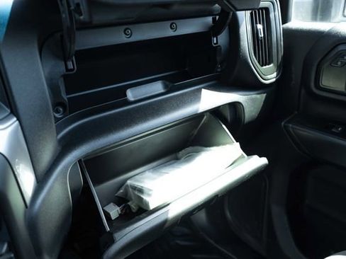 Used 2020 Chevrolet Silverado 2500 W/T RWD image 18