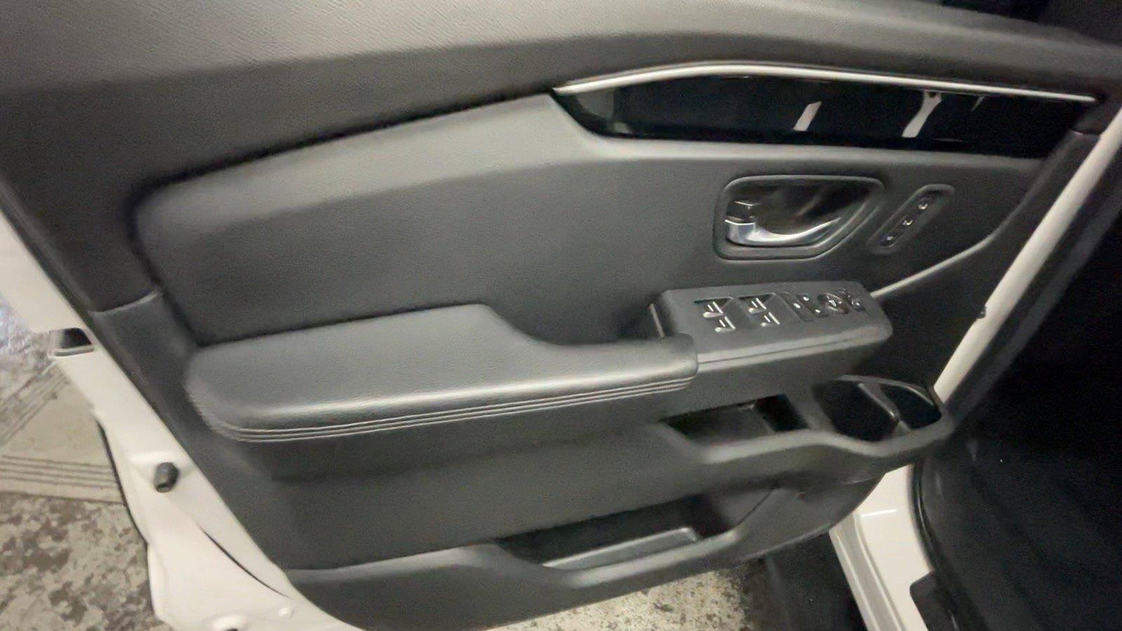 Certified 2024 Honda Pilot EX-L image 32