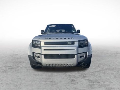 Used 2023 Land Rover Defender 110 S image 2