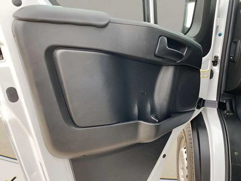 Used 2025 RAM ProMaster 2500 w/ Convenience Group FWD image 26