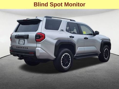 Certified 2025 Toyota 4Runner TRD Off-Road AWD/4WD image 4