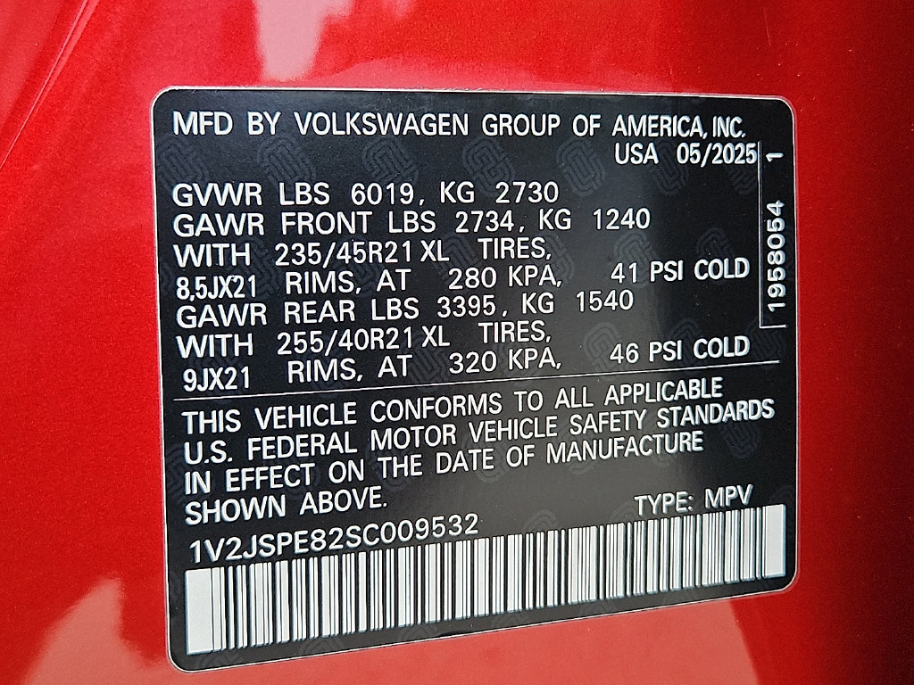 Certified 2025 Volkswagen ID.4 Pro S Plus AWD/4WD image 29