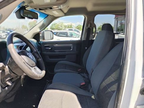 Used 2014 RAM 2500 Tradesman w/ Chrome Appearance Group AWD/4WD image 15