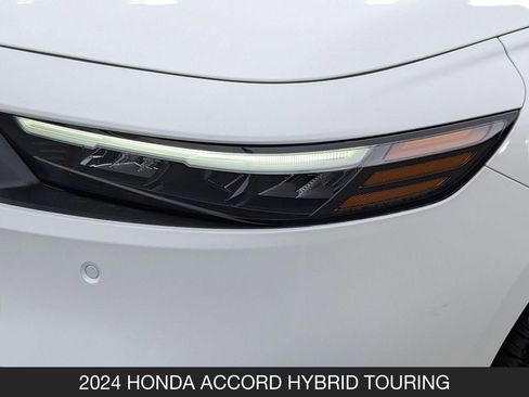 Used 2024 Honda Accord Touring image 10