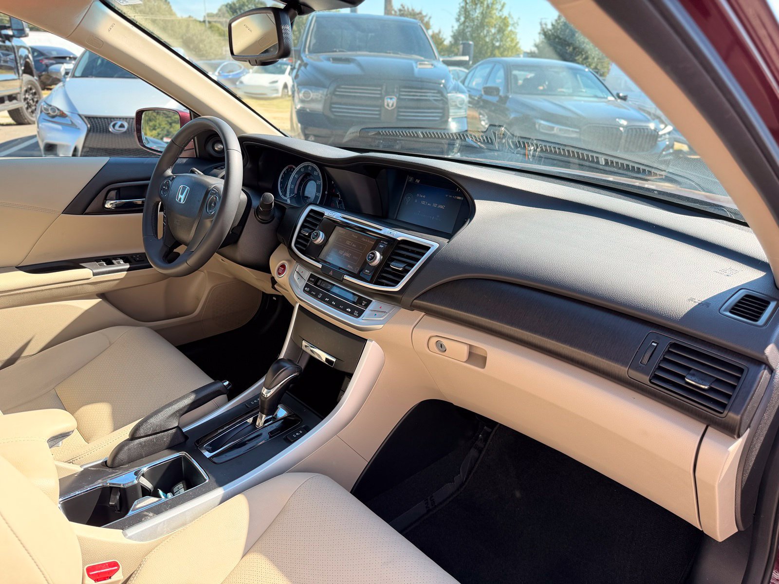 Used 2014 Honda Accord EX-L image 24