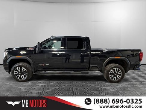 Used 2021 GMC Sierra 3500 AT4 image 8
