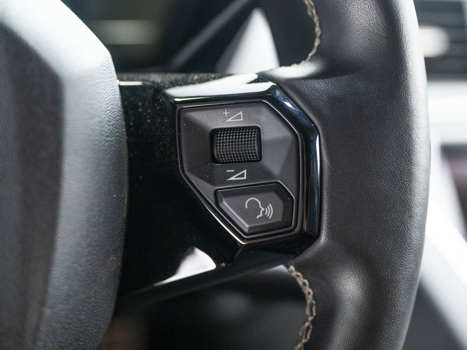 Used 2018 Lamborghini Aventador S AWD/4WD image 48