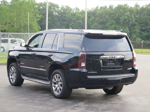 Used 2015 GMC Yukon Denali w/ Touring Package AWD/4WD image 4