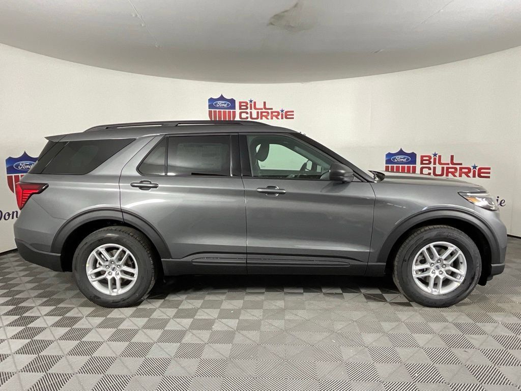 New 2027 Ford Explorer Active RWD image 2