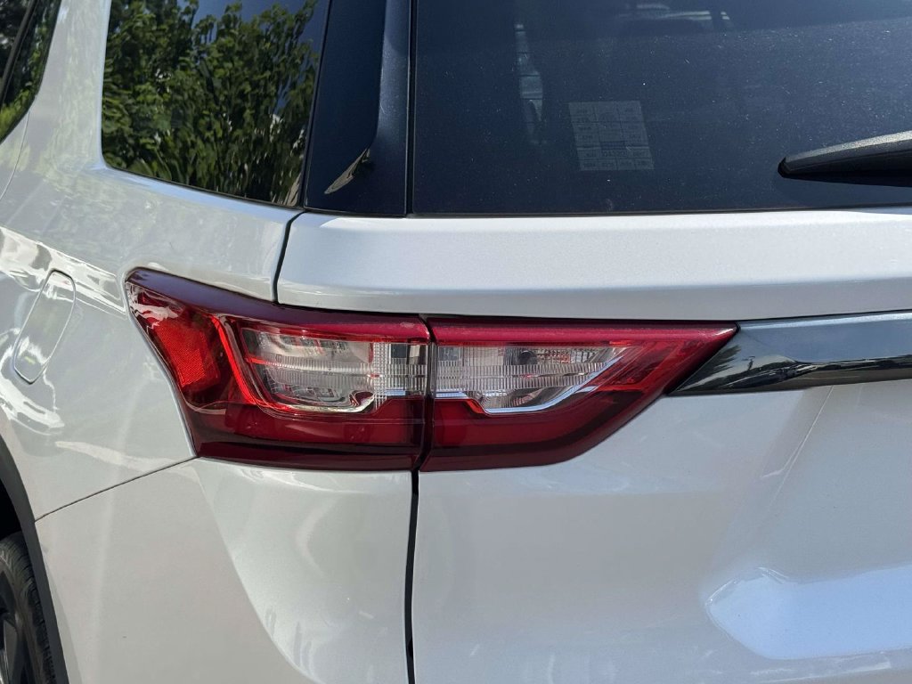 Used 2020 Chevrolet Traverse RS AWD/4WD image 13