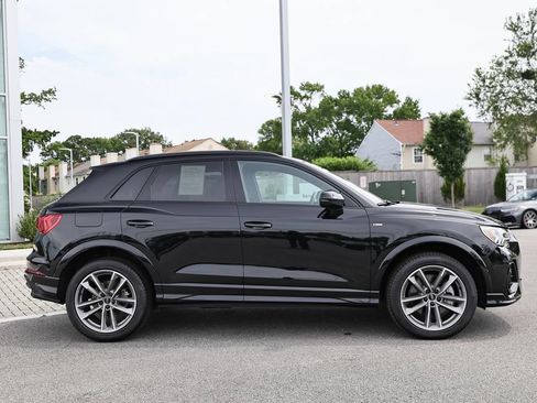 Used 2025 Audi Q3 2.0T Premium w/ Convenience Package AWD/4WD image 4