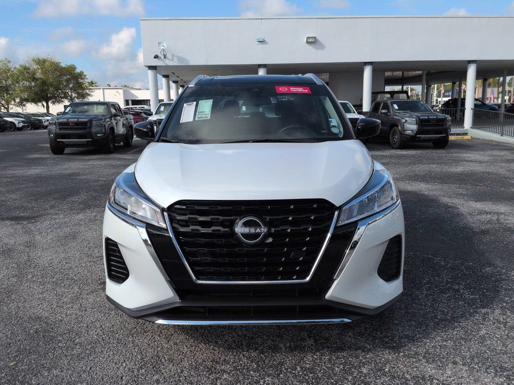 Certified 2024 Nissan Kicks SV FWD image 9