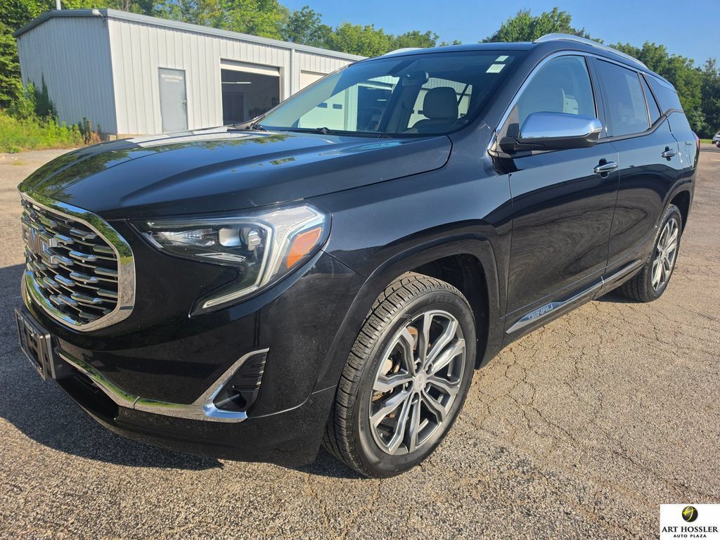 Used 2018 GMC Terrain Denali AWD/4WD image 1